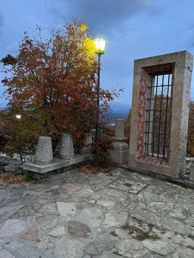 Casa Tía Modesta es una cálida y acogedora casa rural Cabezas Bajas Exterior foto